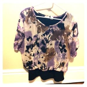 Quarter length sleeves